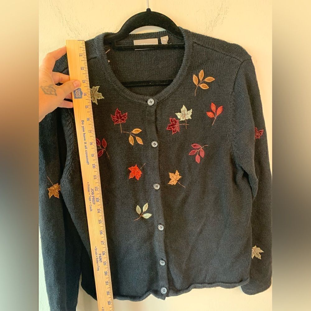 Croft‎ & Barrow Black Fall Autumn Leaf Cardigan size PM - Picture 7 of 7